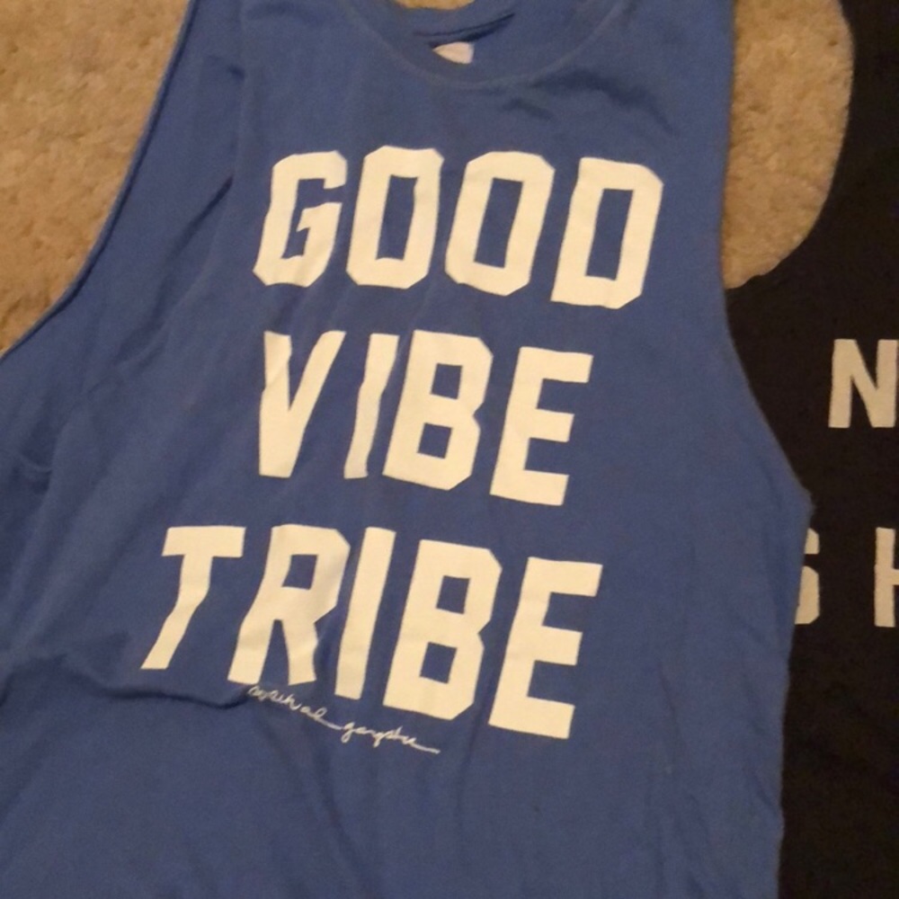 Really cute Tiffany blue tank!